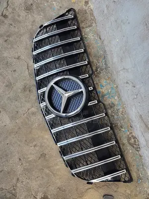 Glk350 2013 Front Grill