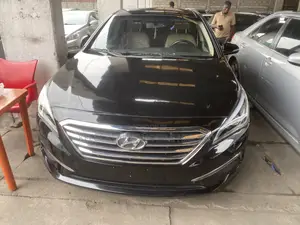 Hyundai Sonata Limited Sedan FWD (2.4L 4cyl 6A) 2016 Black