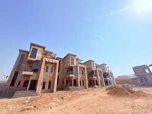 4bdrm Duplex in Kado for sale