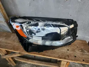 Glc300 2016 Non Led Headlight