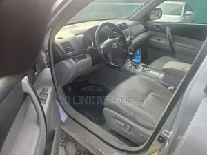 Toyota Highlander 2008 Silver