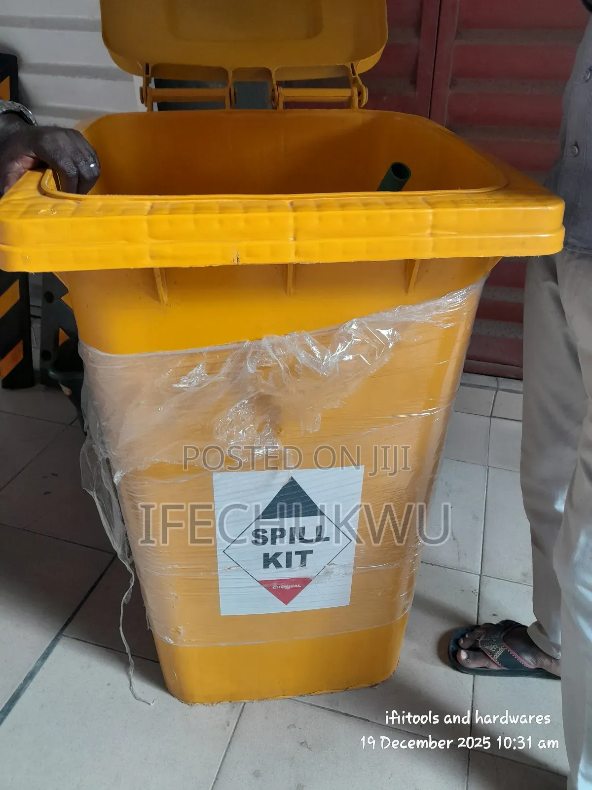 Oil Spill Kit