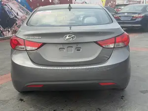 Hyundai Elantra GLS Automatic 2012 Gray