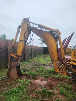 Cat Backhoe Loader 428b - Construction Company Use