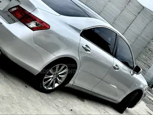 Lexus ES 350 2009 Silver