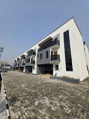 4bdrm Duplex in Lekki Phase 1 for sale