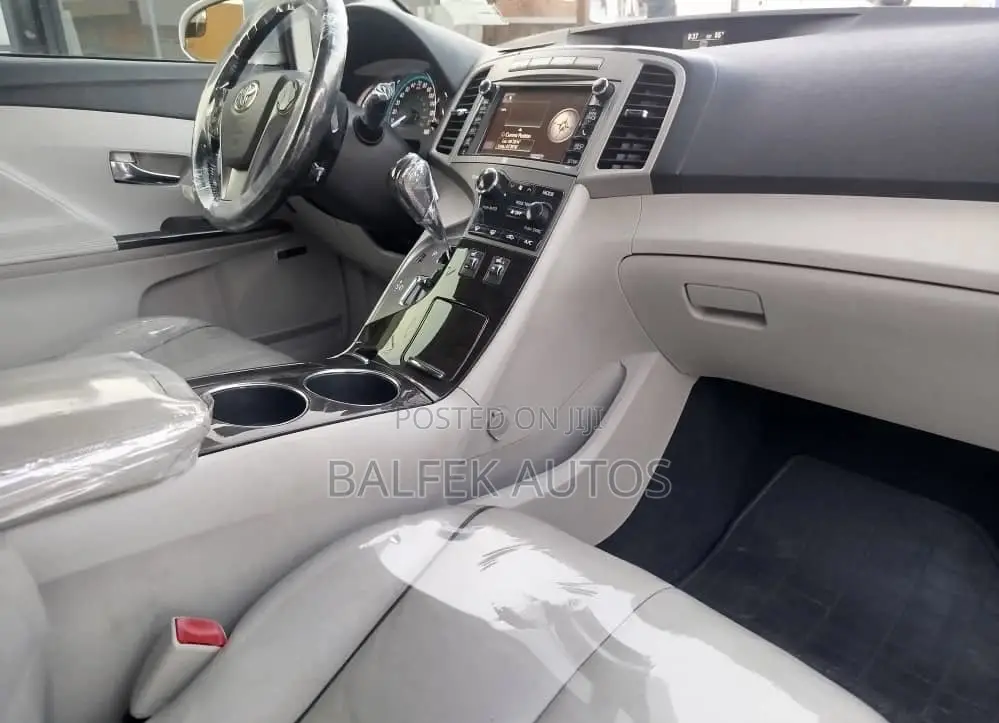 Toyota Venza 2013 White