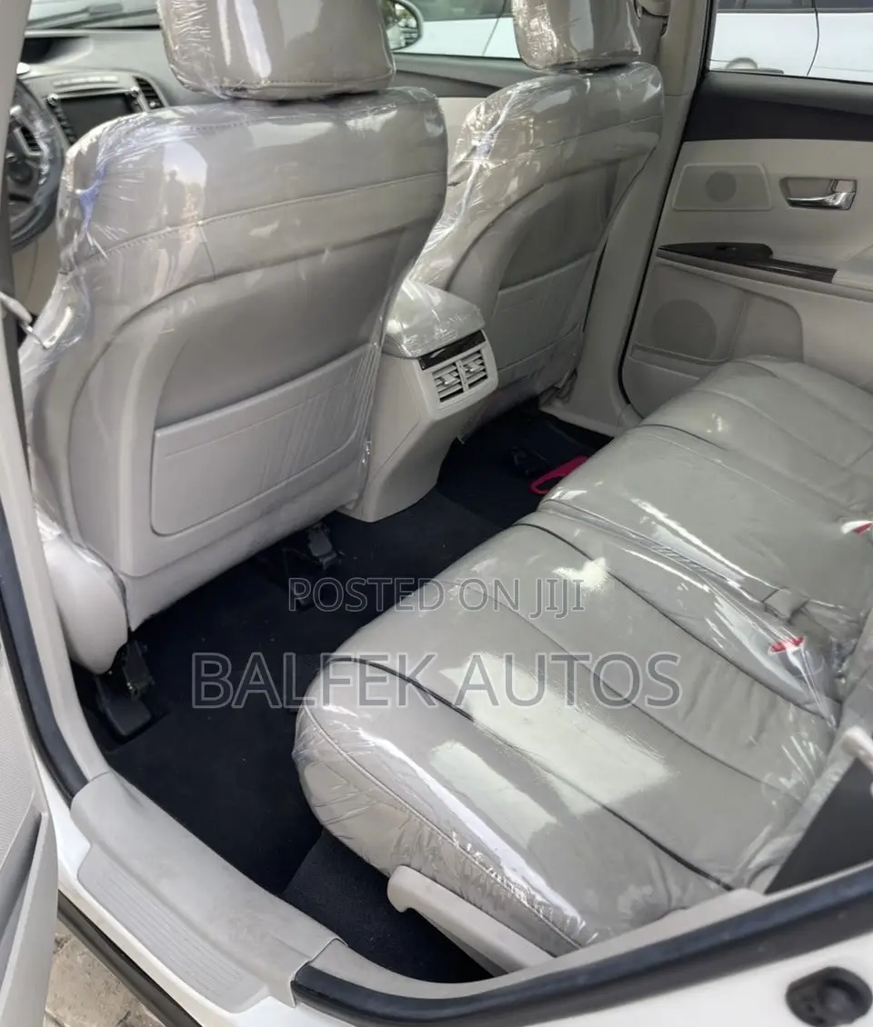 Toyota Venza 2013 White