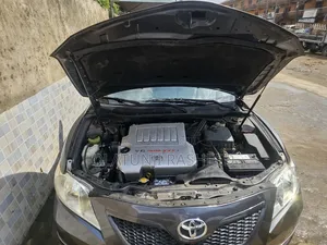 Toyota Camry SE V6 4dr Sedan (3.5L 6cyl 6AM) 2008 Gray