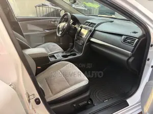 Toyota Camry XSE V6 4dr Sedan (3.5L 6cyl 6A) 2016 White