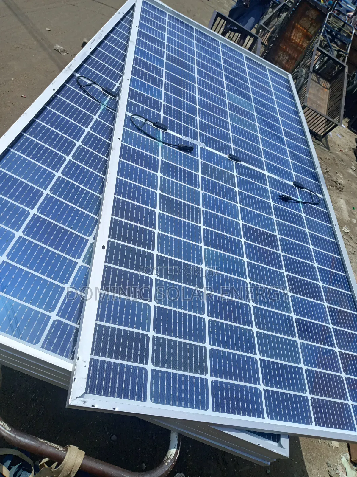 650watts/144cells Jinko Solar Panel
