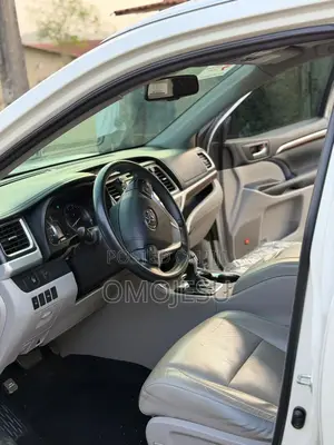 Toyota Highlander Limited V6 4x4 (3.5L 6cyl 6A) 2016 White