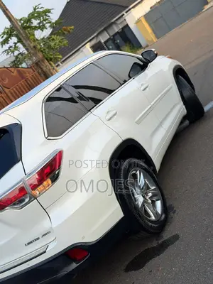 Toyota Highlander Limited V6 4x4 (3.5L 6cyl 6A) 2016 White