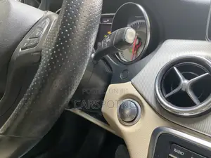 Mercedes-Benz GLA 250 2016 Black