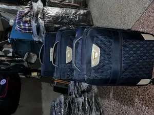 Set of 3 Paded Trolly Box