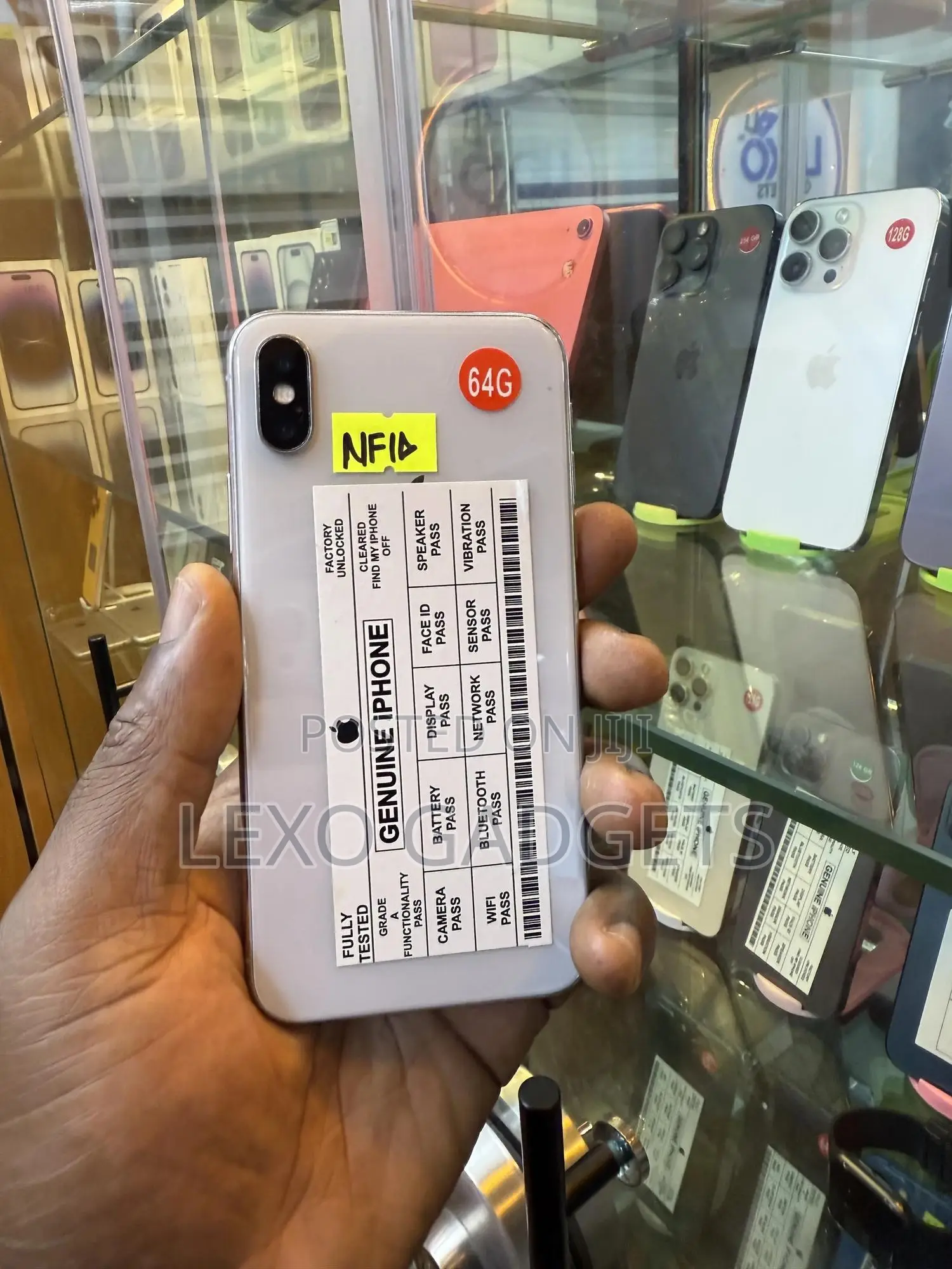 Apple iPhone X 64 GB White
