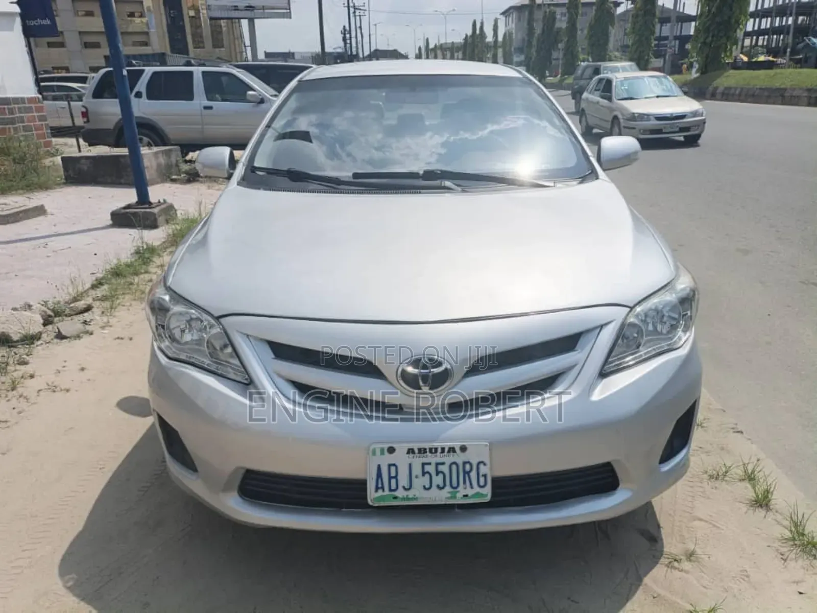 Toyota Corolla LE 4dr Sedan (1.8L 4cyl 4A) 2010 Silver