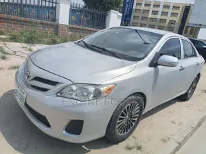 Toyota Corolla LE 4dr Sedan (1.8L 4cyl 4A) 2010 Silver