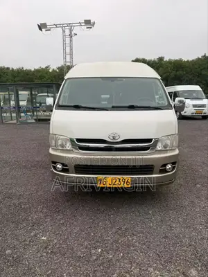 Toyota HiAce 2018 Brown