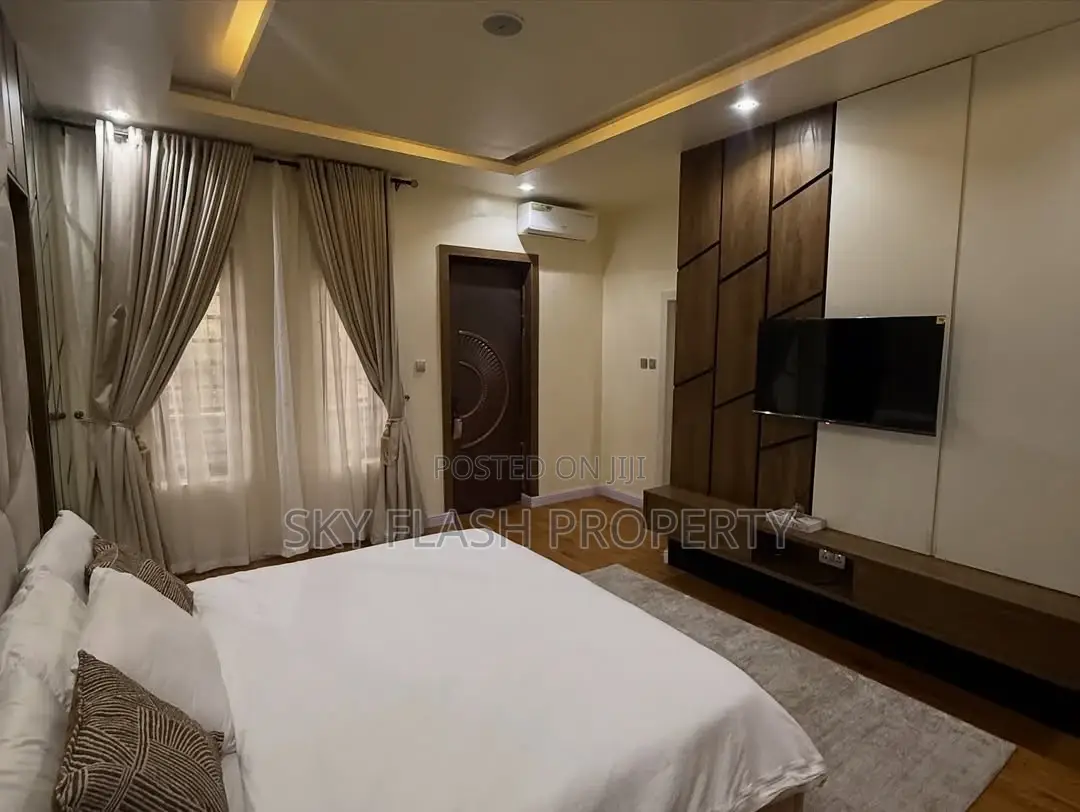 3 Bedroom Duplex Apartments