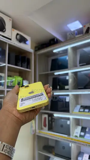 Apple iPhone 14 128 GB Yellow