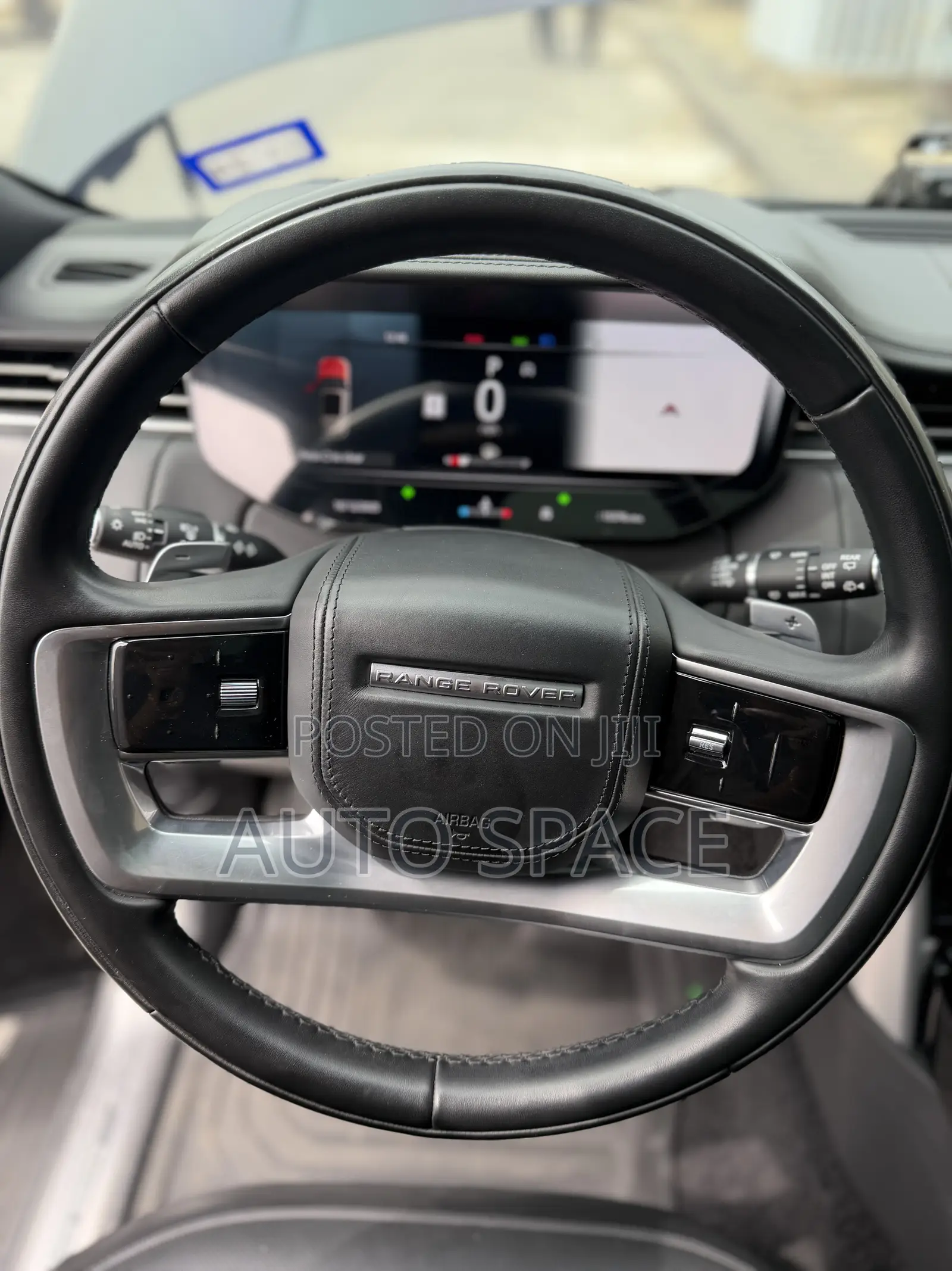 Land Rover Range Rover Vogue 2023 Black