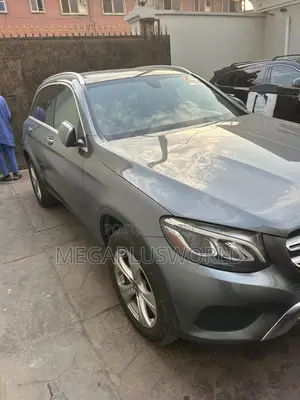 Mercedes-Benz GLC-Class 2018 Gray