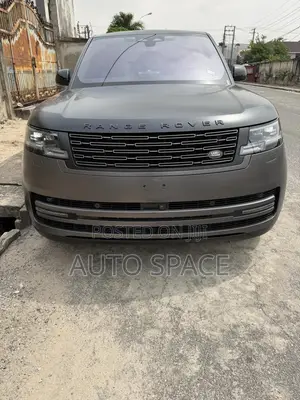 Land Rover Range Rover Vogue 2023 Black