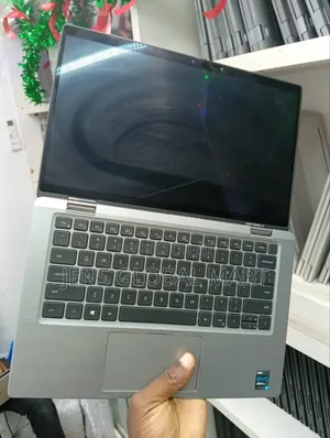 Laptop Dell Latitude 7320 16GB Intel Core I7 SSD 256GB