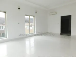 3bdrm Townhouse / Terrace in Banana Island, Ikoyi for rent