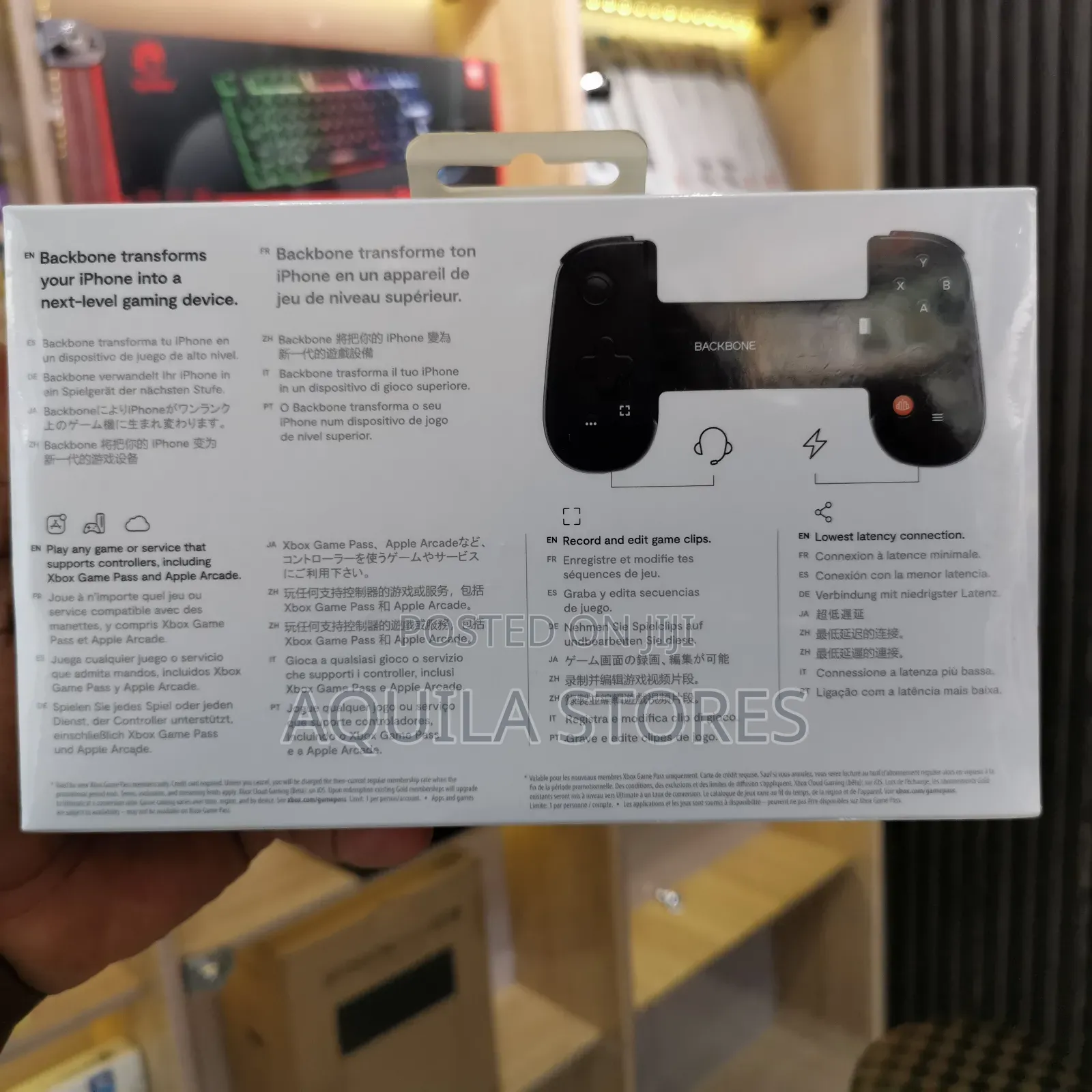 One Mobile Gaming Controller For iPhone
