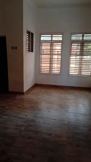 5bdrm Duplex in Igbo-efon for rent