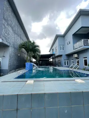 3bdrm Duplex in Abraham Adesanya Estate for rent