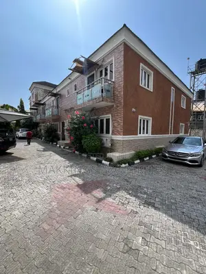 3bdrm Duplex in Lekki Phase 1 for rent