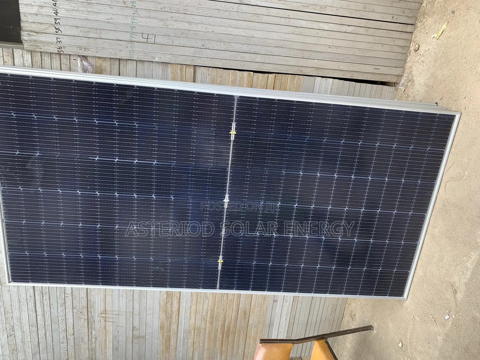 580 Watts 144cells Jinko Bifacial Solar Panel