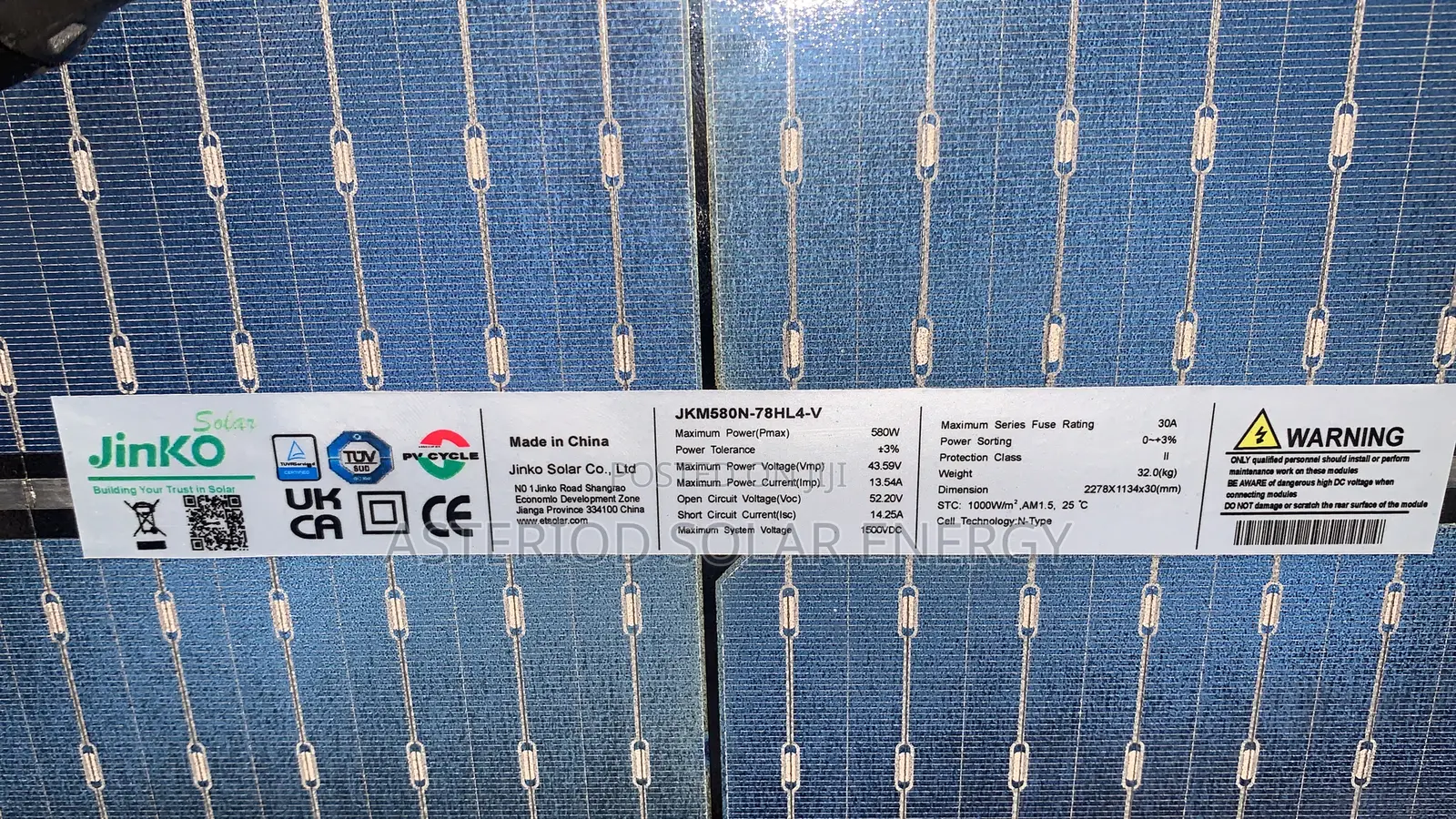 580 Watts 144cells Jinko Bifacial Solar Panel