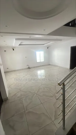 4bdrm Duplex in Lekki for rent