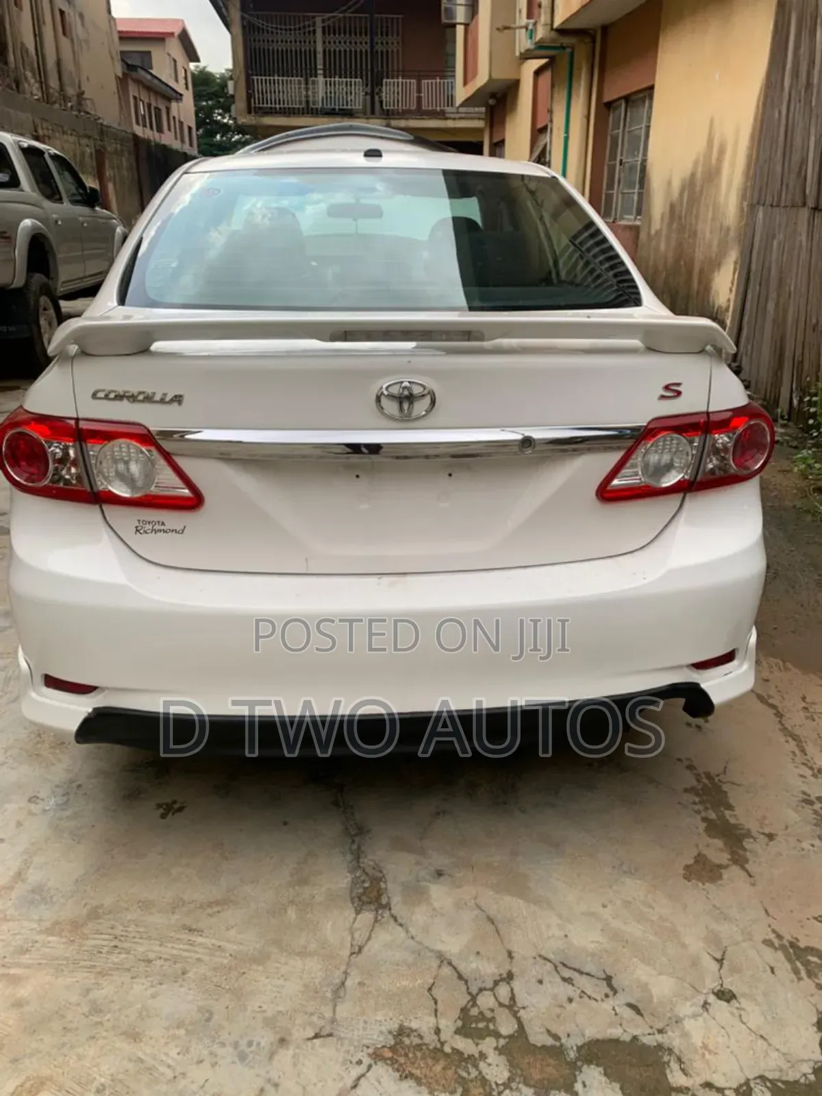 2012 Toyota Corolla S 4dr Sedan (1.8L 4cyl 4A)