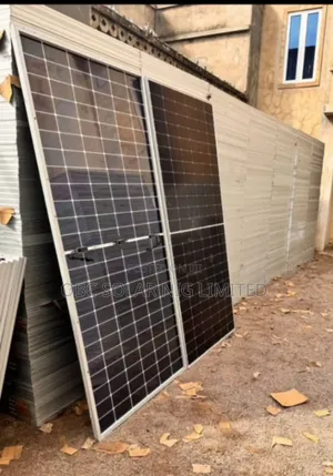 700watts Canadian Monocrystalline Solar Panel
