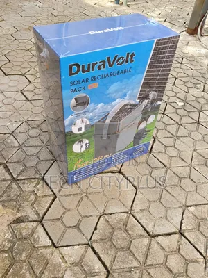 Duravolt SRP-1245 Solar Energy Power Pack
