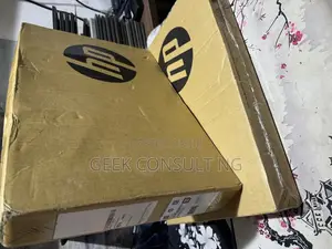 New Laptop HP 17-3000 16GB Intel Core 5 SSD 1T