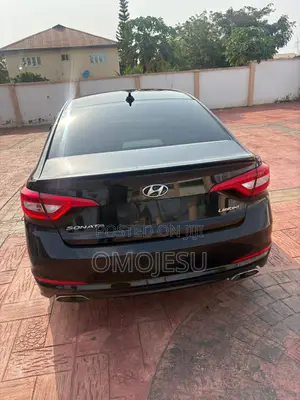 Hyundai Sonata Limited 2.0T 4dr Sedan (2.0L 4cyl Turbo 6A) 2015 Black