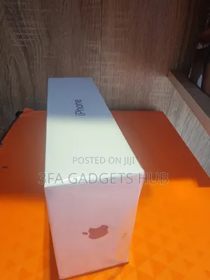 New Apple iPhone 11 128 GB Purple