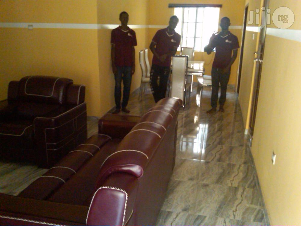 Reis Cleaning Services