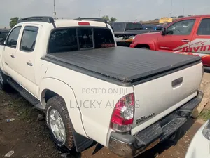 Toyota Tacoma 2013 White