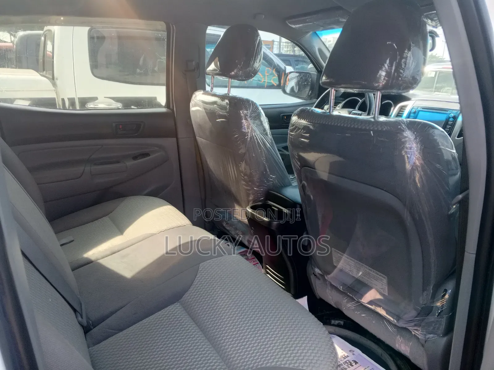 Toyota Tacoma 2013 White