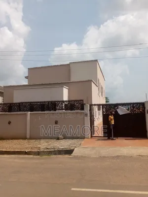 2bdrm Mansion in Uraka, Epe for rent