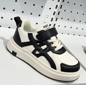 Children Premium Sneaker