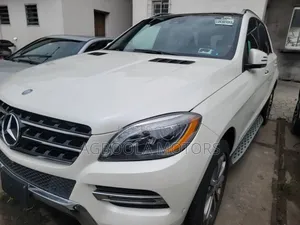 Mercedes-Benz M Class ML350 4MATIC 4dr SUV AWD (3.5L 6cyl 7A) 2015