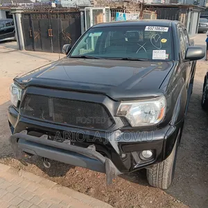 Toyota Tacoma Double Cab 4x2 2.7L 4-Cyl. 4-Speed Automatic 2013 Black